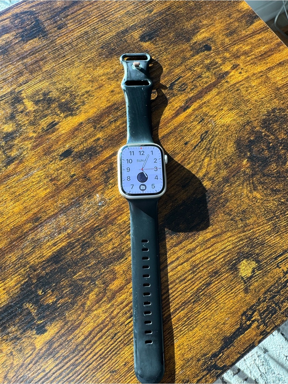 Black Smartwatch with Silicone Band - Apple watch series 7